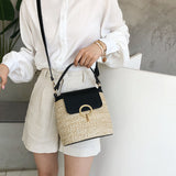 Petit Sac en paille forme seau